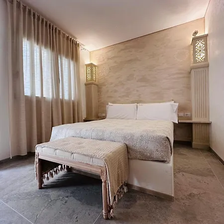 Oasi Cleopatra Luxury * San Pietro in Bevagna
